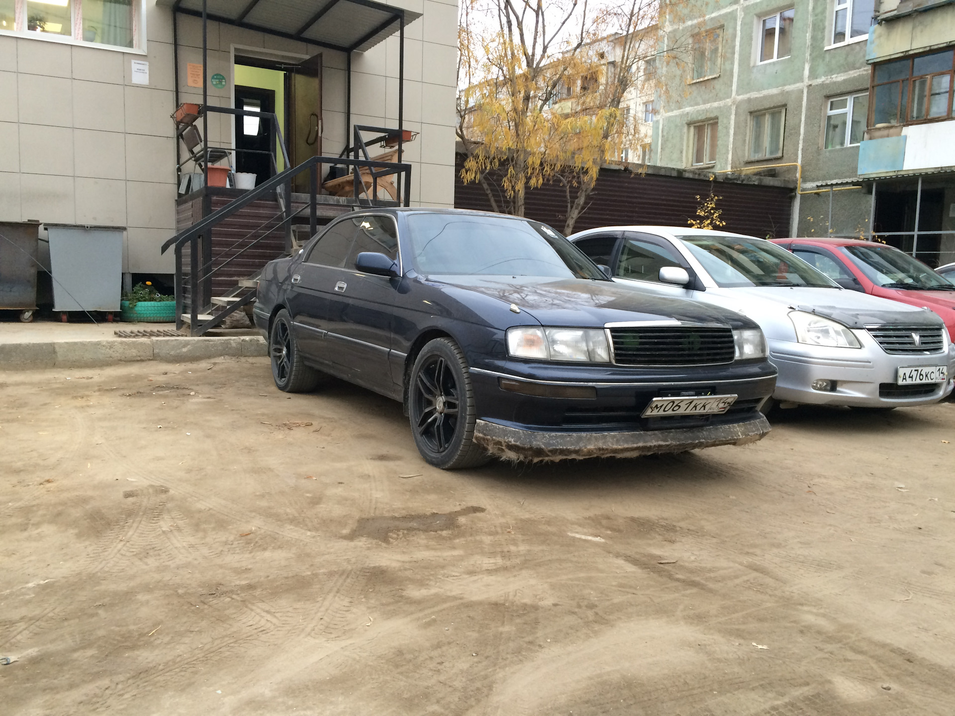 Краун 141. Toyota Crown, 1993 jzs141. Toyota Crown s141 Tuning. Кроун jzs141 кузов. Тойота Краун 141 в обвесе.