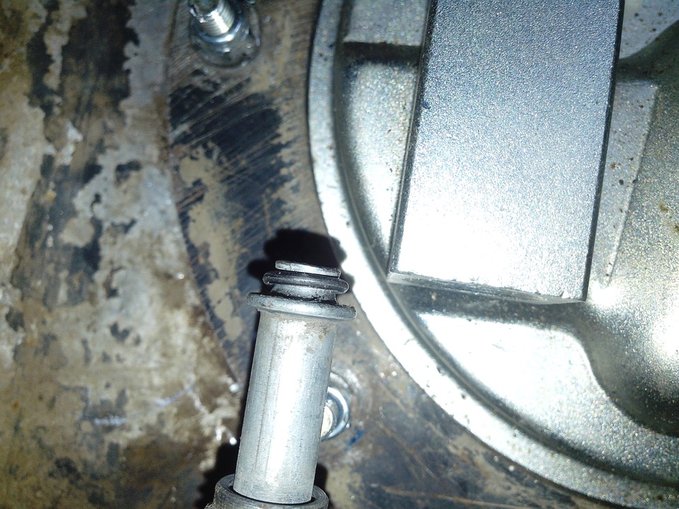 Проблема с болтиками на бензобаке РЕШЕНА! + зазор свечей ! — УАЗ 315195 ...