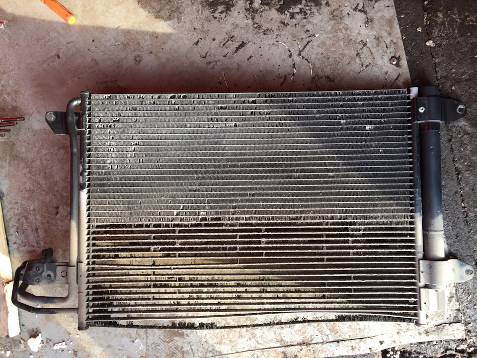 вот какой красавец старый радиатор — Skoda Octavia A5 Mk2