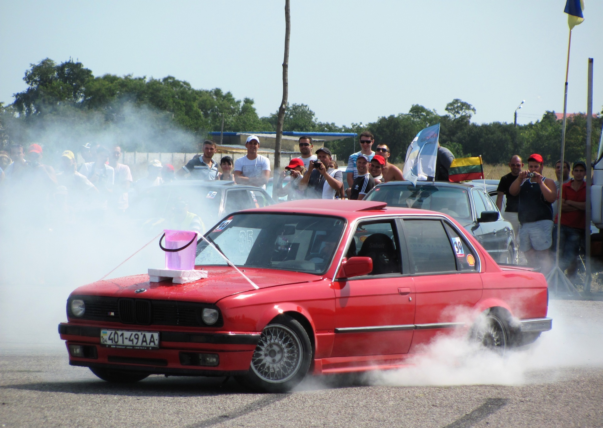 BMW Isetta Drag Racing