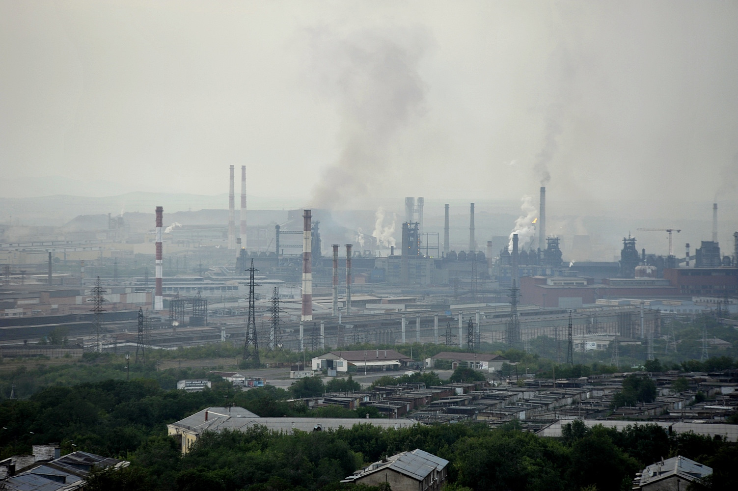 Магнитогорск отрасли промышленности. ММК Магнитогорск. Магнитогорский металлургический комбинат (ММК, «Магнитка»). Магнитогорск вид на комбинат. Магнитогорск комбинат Мордор.