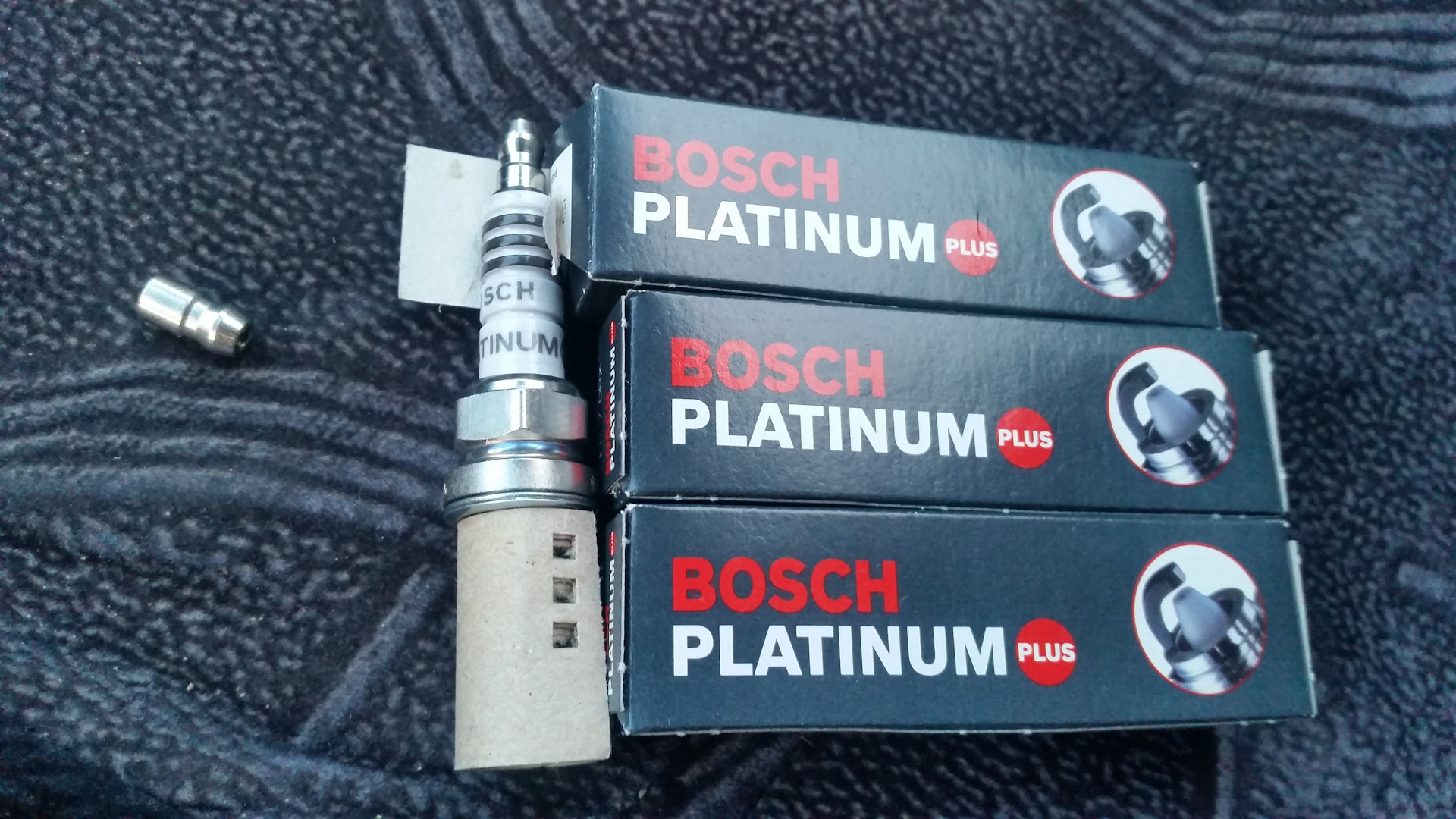 Свечи bosch platinum. Бош платинум свечи зажигания на ВАЗ 2106. Свечи платинум Bosch. Бош платину для Лачетти 1,6. Свечи зажигания бош платинум плюс.