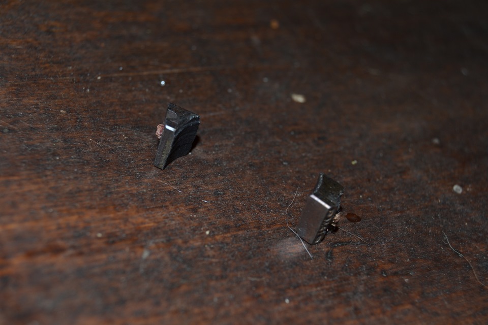 Изрядно потрепанные щетки — Volvo S80 (2G)