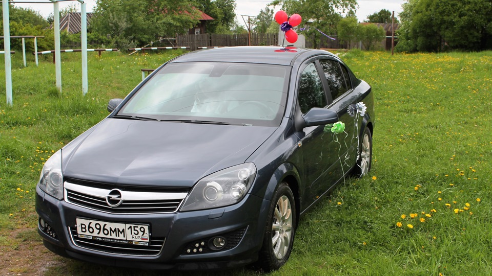 Opel Astra Cosmo 2008. Opel Astra h Cosmo.