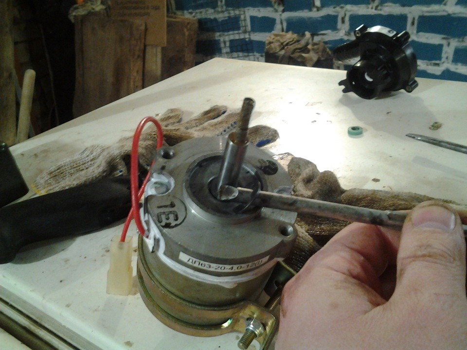 прокладка моторчика тосола. доп насос газель дп48254012. насос подкачки ож гольф 3. моторчик тосола. моторчик тосола.