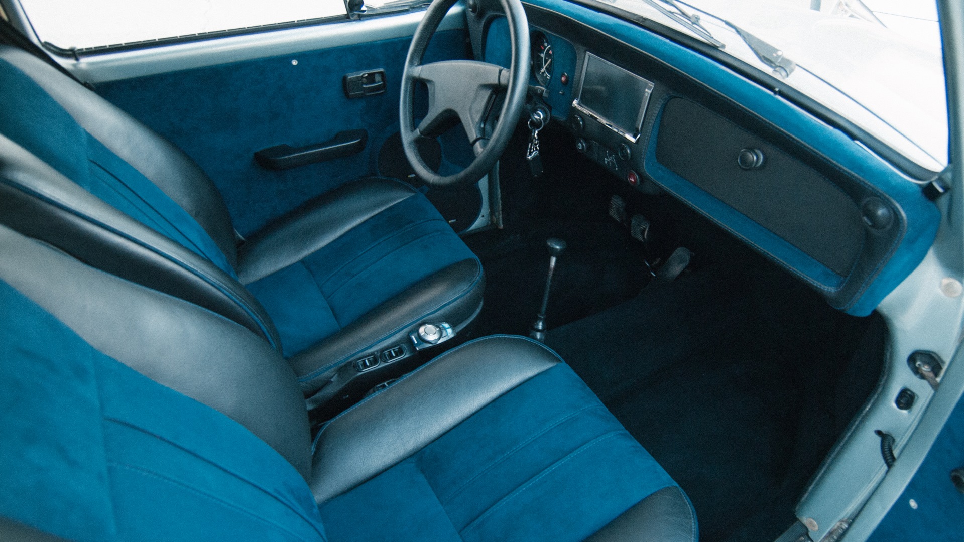 VW Kafer салон