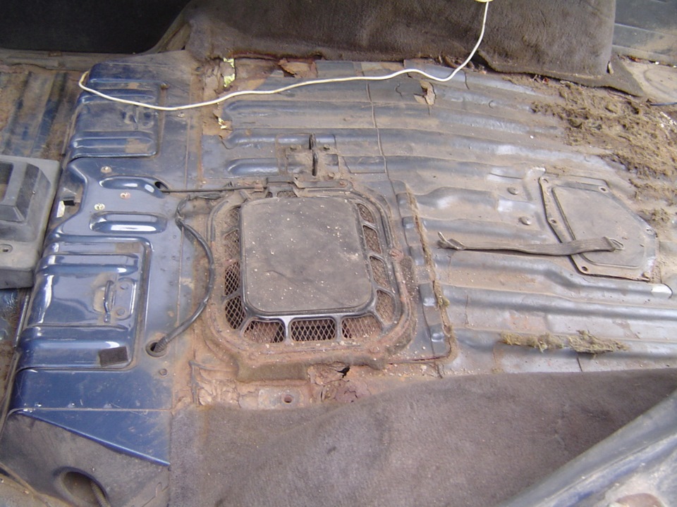 Фото в бортжурнале Mitsubishi Pajero (1G)