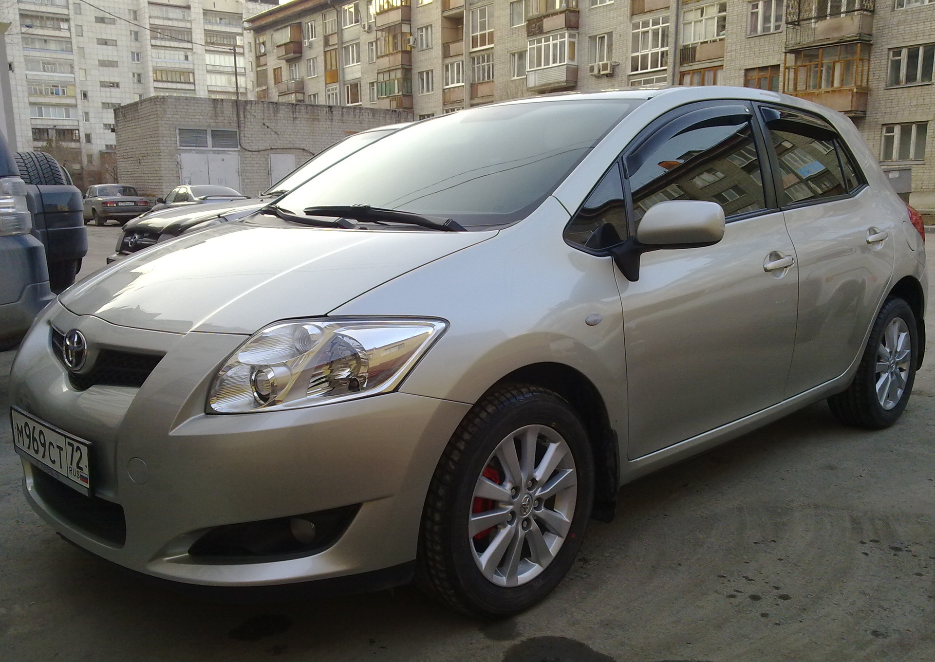Washed shod painted - Toyota Auris 16 liter 2008