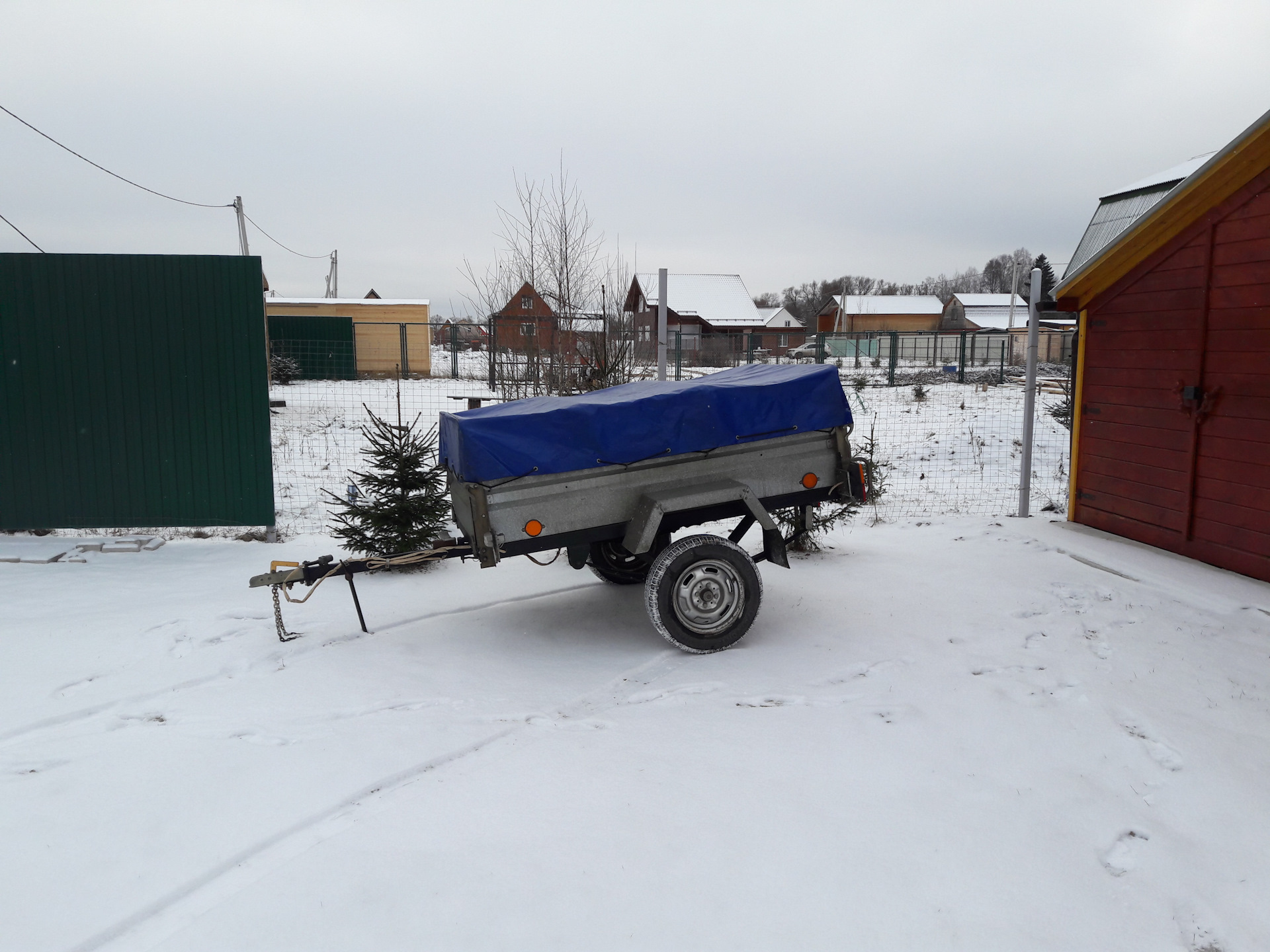 прицеп кмз 8284 2006 года. кмз-82840а. прицеп кмз 8284. кмз-8284,8136. прицеп кмз кмз 8284 20.