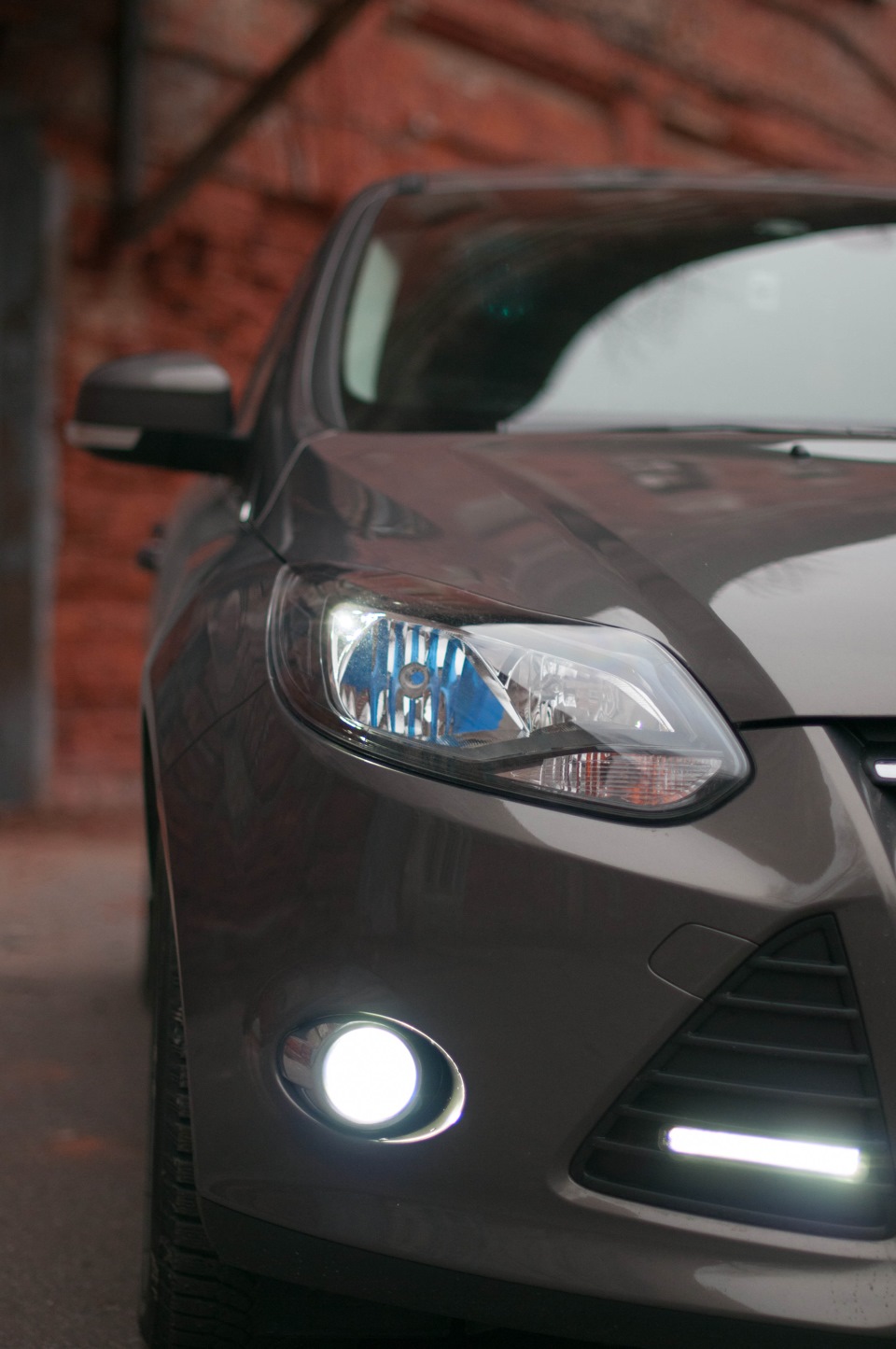 Ставим светодиоды в туманки MTF Light H11 5500K — Ford Focus III Sedan ...