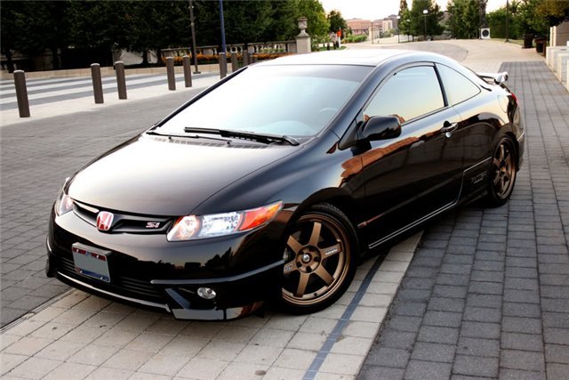 Занизил еще на 1 см.и новый лук) все черное - Honda Civic Si (6G), 2,4 л, 2007 г