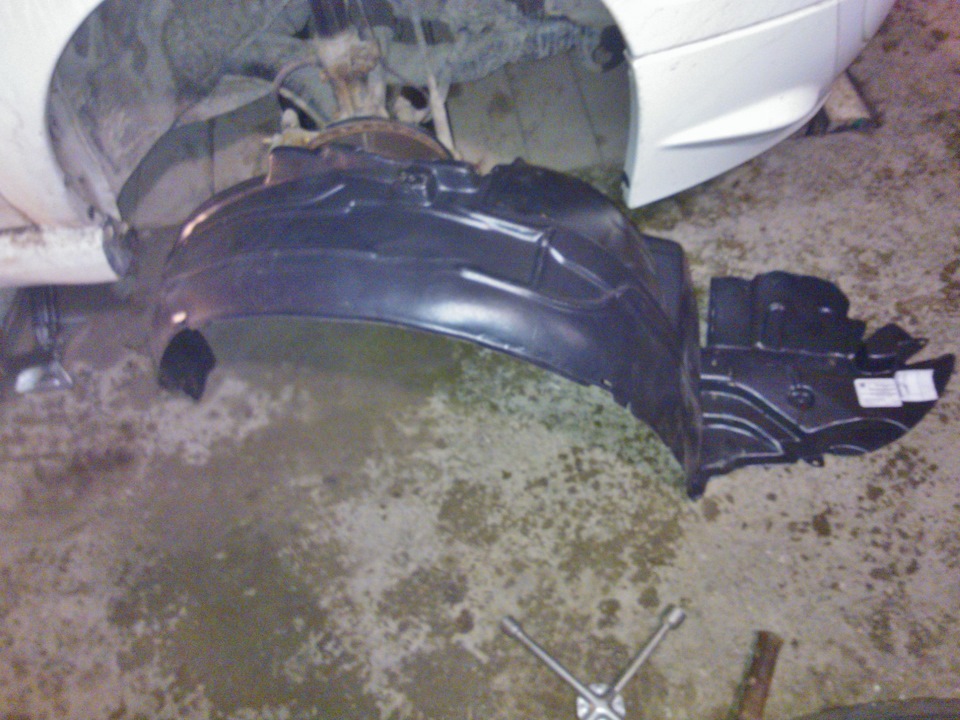 подкрылок — Subaru Impreza (GD/GG), 2 л, 2003 года | расходники | DRIVE2