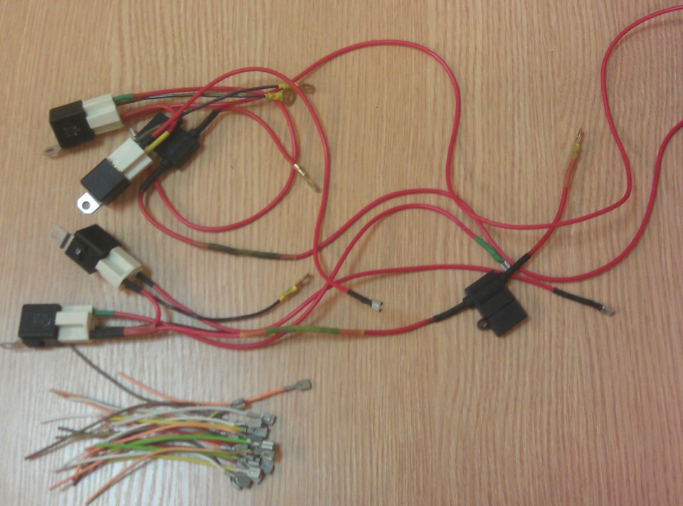 Разгрузка ЦПС. Спаяно, ожидает инсталяции. — ГАЗ 3110, 2,4 л, 1997 года ...