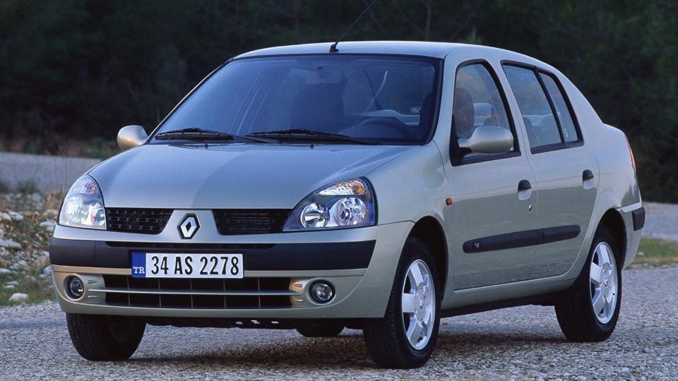 Renault Symbol      DRIVE2RU