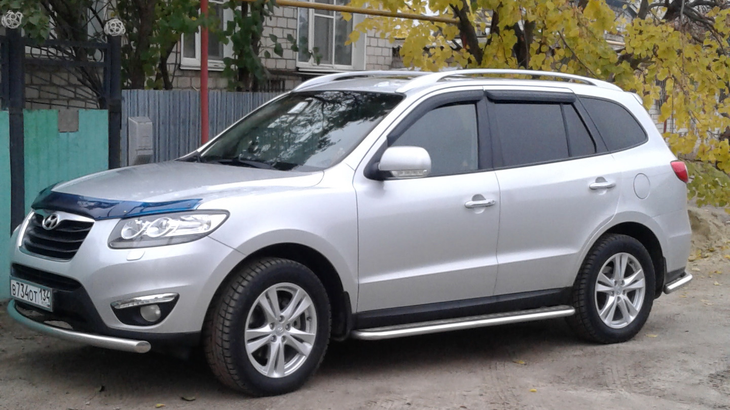 Santa бензиновый. Hyundai Santa Fe 2011. Hyundai Santa Fe 2011 2.4. Hyundai Santa 2011. Хендай Санта Фе 2011г.