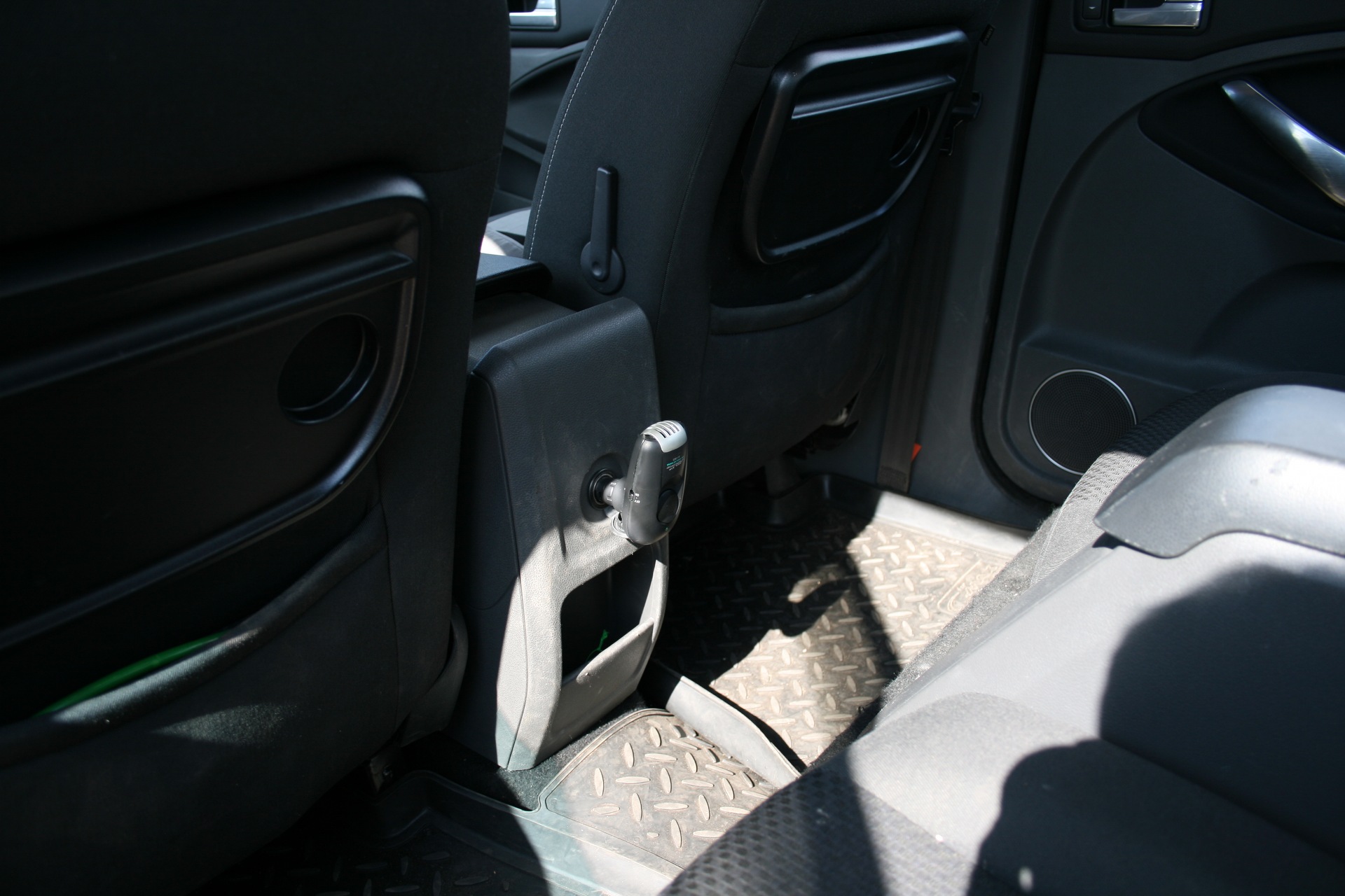 Новая покупка :) Ионный очиститель воздуха. — Ford C-Max I, 2 л, 2008 ...