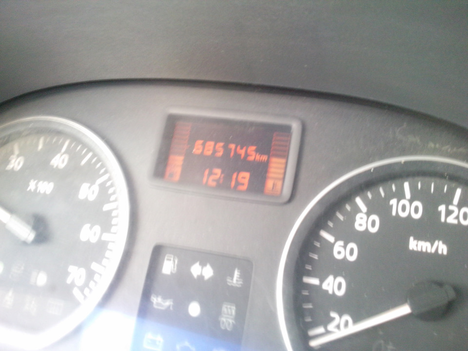 пробег на логане 2011 г.в. — Skoda Rapid (1G), 1,6 л., 2014 года ...