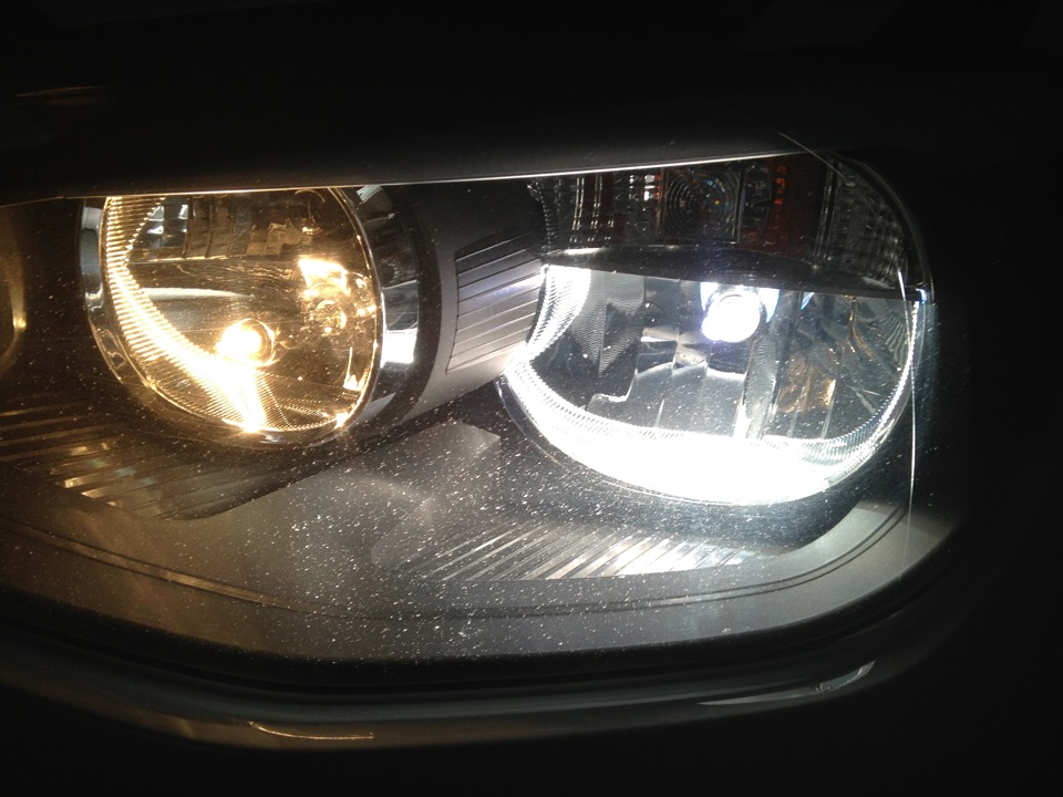 Bmw x3 e83 лампы ближнего света. Bmw 5 e60 лампа ближнего света. лампы ближнего света бмв е36. лампочки в ближний свет бмв х5 е53. лампа ближнего света бмв е46.