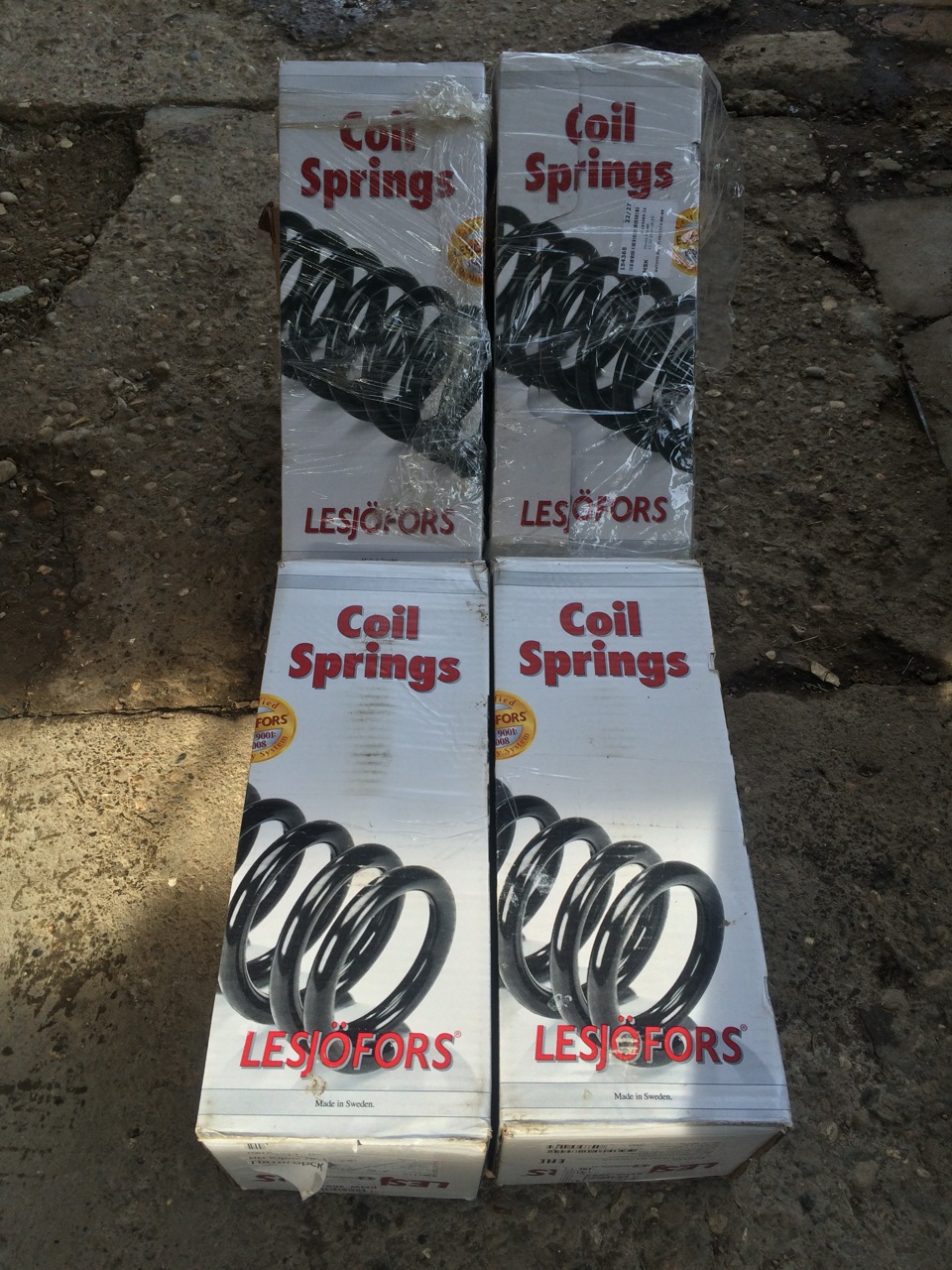 Lesjofors 40 951 10 Lesjofors 42 667 40 — Volkswagen Polo Sedan. Запчасти на фото: 4095110, 4266740