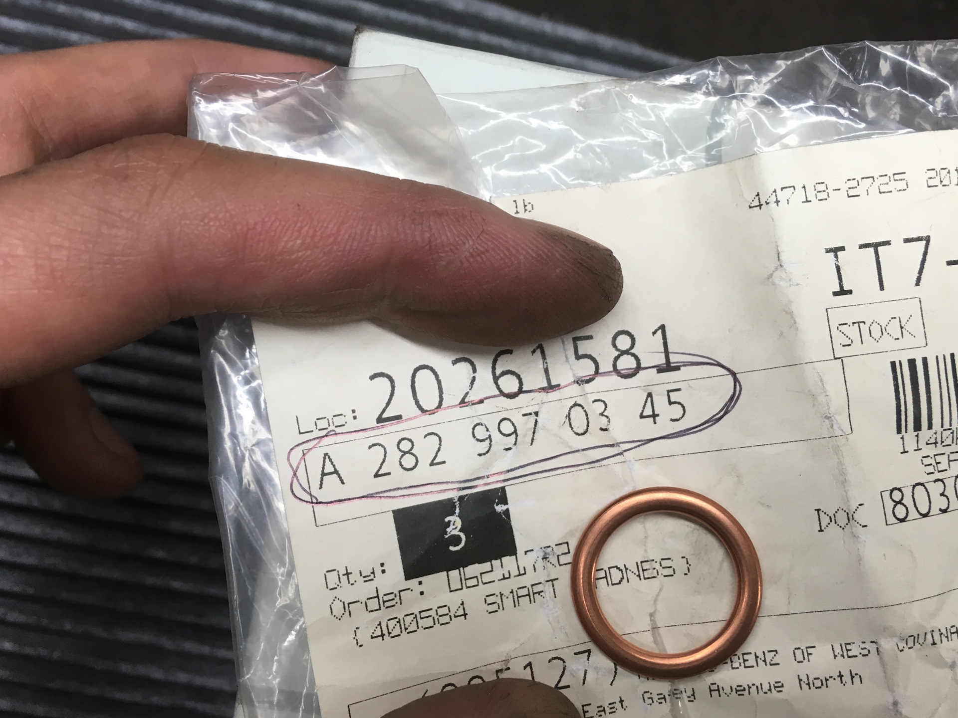 прокладка сливной пробки mazda. 7703062062 прокладка сливной пробки. 0 шайбы под форсунки. размер шайбы сливной пробки. шайба сливной пробки fcr210122.