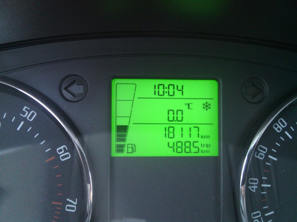 18 мне уже! — Skoda Fabia Mk2, 1,2 л, 2012 года | наблюдение | DRIVE2