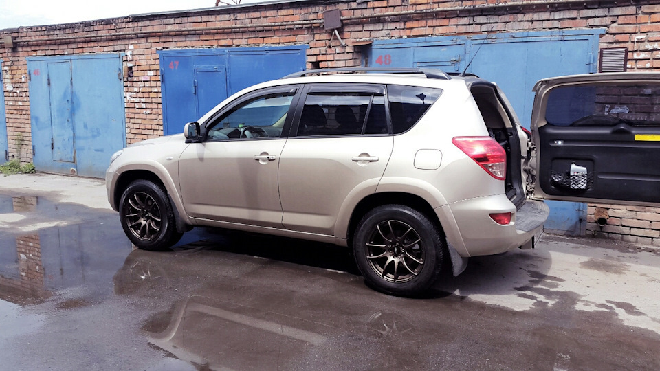 Замена жидкости Toyota WS, плюс масло в редукторах — Toyota RAV4 (III ...