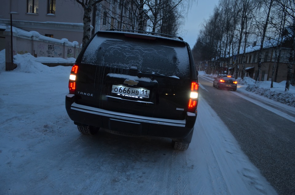 Задний ход фото. Фонарь заднего хода Tahoe 900.