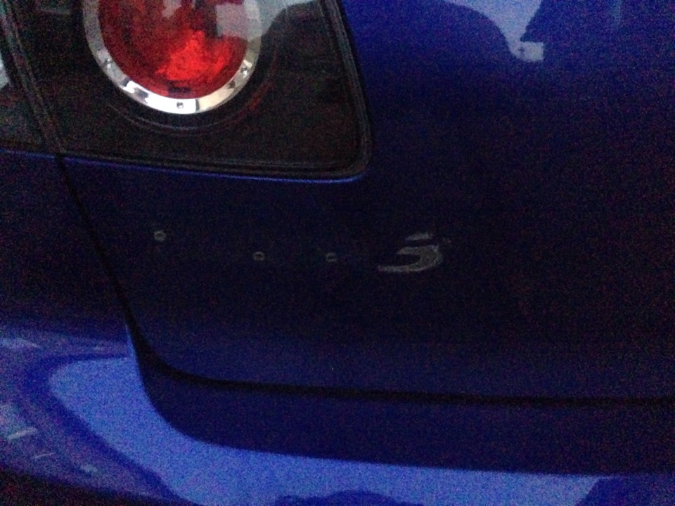 Покраска заднего значка и надписей мазда 3 в черный мат) — Mazda 3 (1G ...