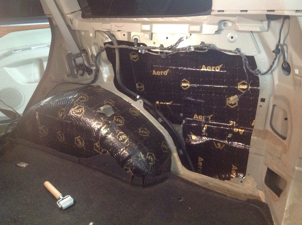 Шумоизоляция и обтяжка карпетом багажника (1 часть) — Mitsubishi Pajero ...