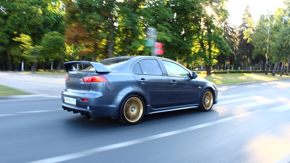 Mitsubishi lancer drive2