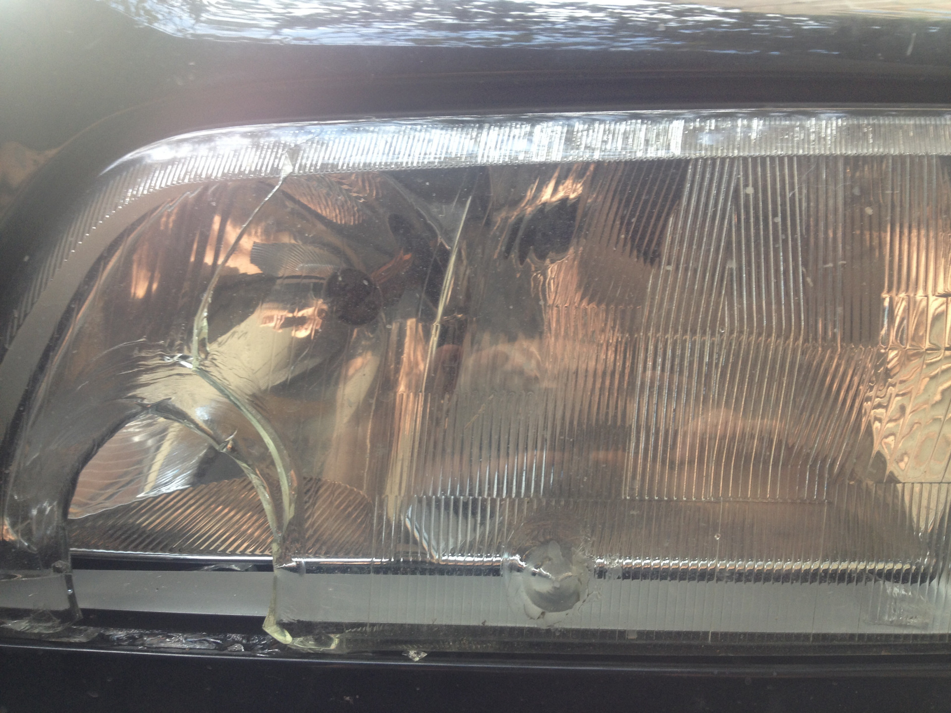 Разбитая фара — Mercedes-Benz C-class (W202), 1,8 л, 1999 года ...