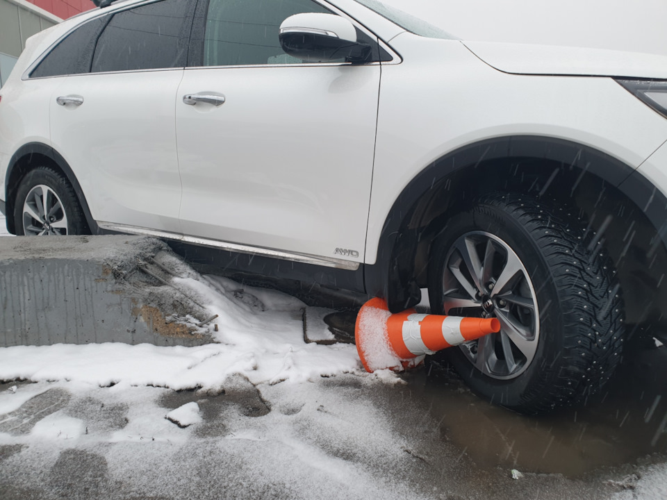 Как я лампочку в ручке двери поменял ) — KIA Sorento (3G), 2,2 л, 2019 ...