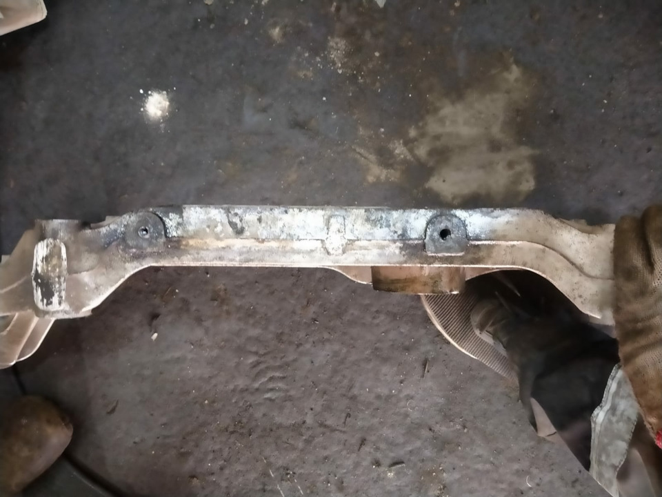 Удары при включении стартера. — Volkswagen Passat Variant (B6), 1,4 л ...