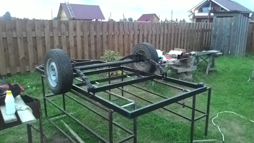 Расположение амортизаторов на прицепе легкового автомобиля. Смотреть фото Расположение амортизаторов на прицепе легкового автомобиля. Смотреть картинку Расположение амортизаторов на прицепе легкового автомобиля. Картинка про Расположение амортизаторов на прицепе легкового автомобиля. Фото Расположение амортизаторов на прицепе легкового автомобиля