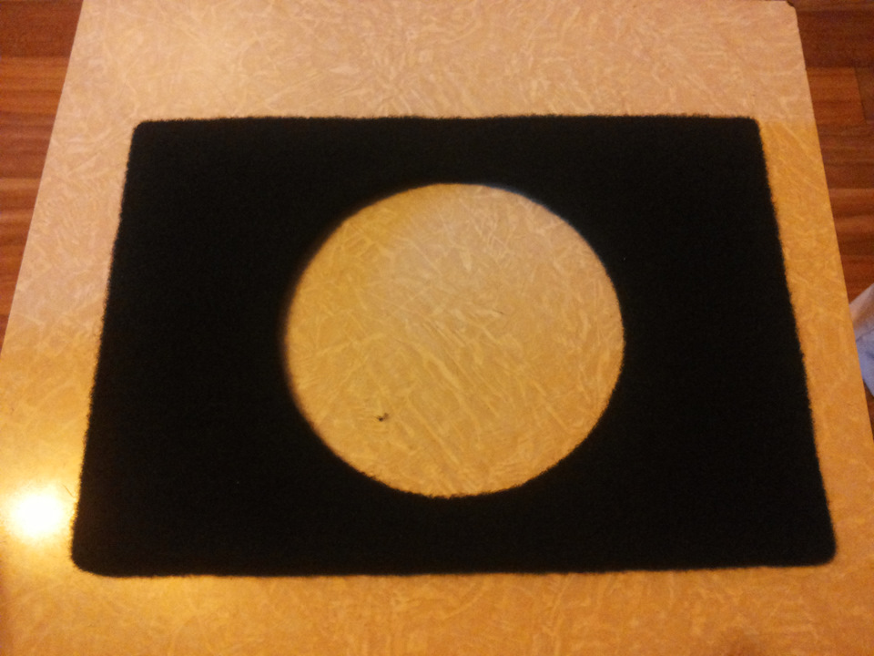 Добрался до верхней крышки короба. Получилось чудно. Доволен.) — Москвич 2141