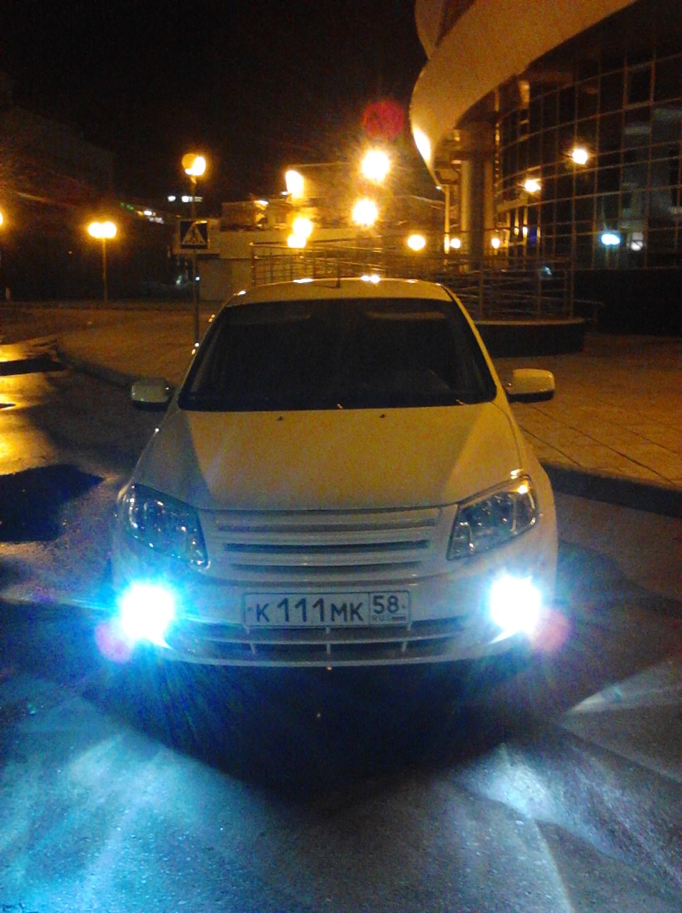 туманки — Lada Гранта (1G), 1,6 л, 2013 года | стайлинг | DRIVE2