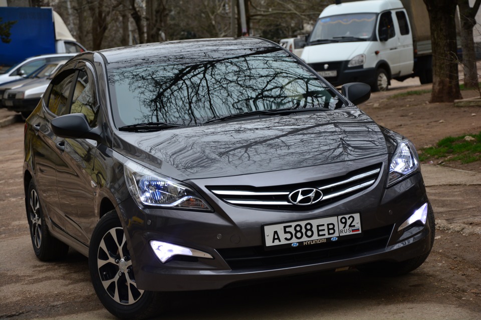 Отзывы хендай. Hyundai Solaris 1.6 Comfort at. Solaris 1.6 2014. Hyundai Solaris 2014 года 1 хозяин. Хендай Солярис 2014 зимой.