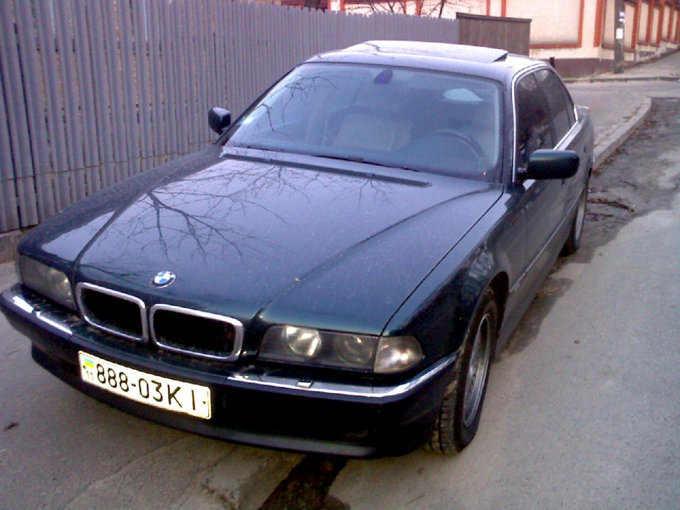 BMW 735i