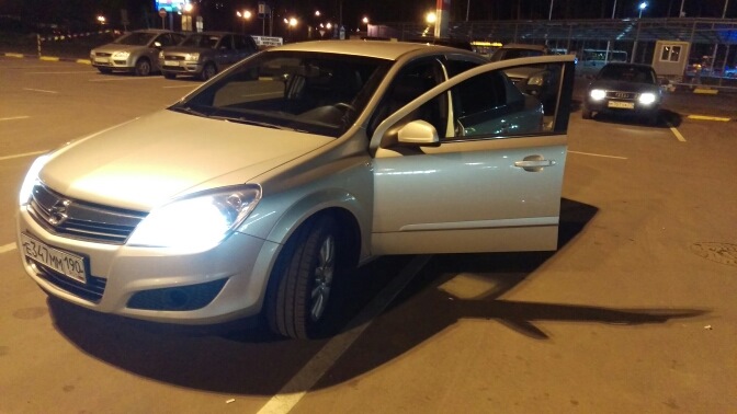 Opel Astra H бензиновый 2008 | на DRIVE2