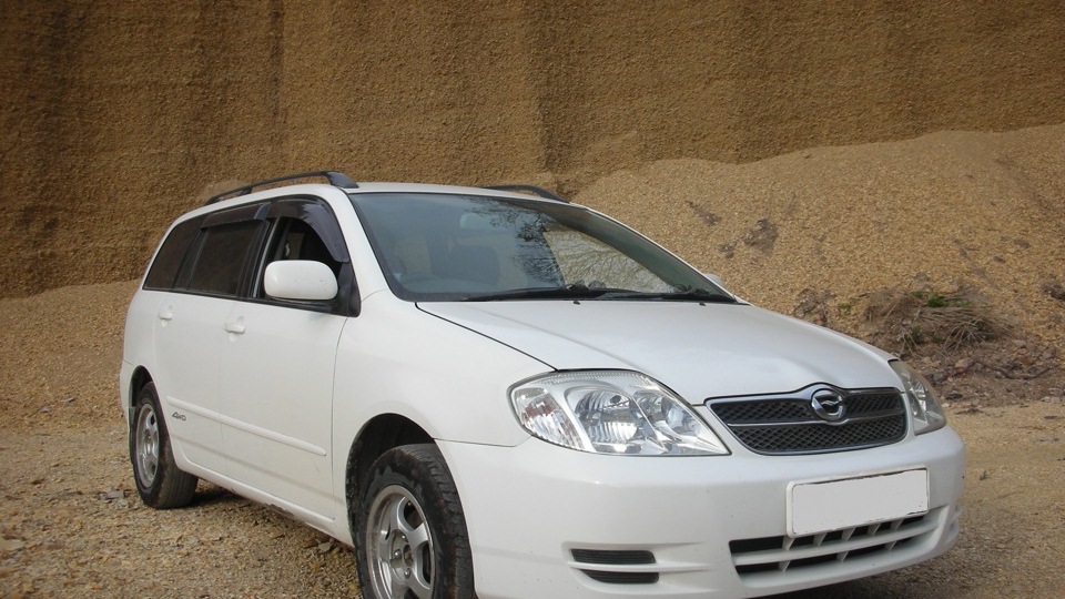 Toyota Fielder drive2