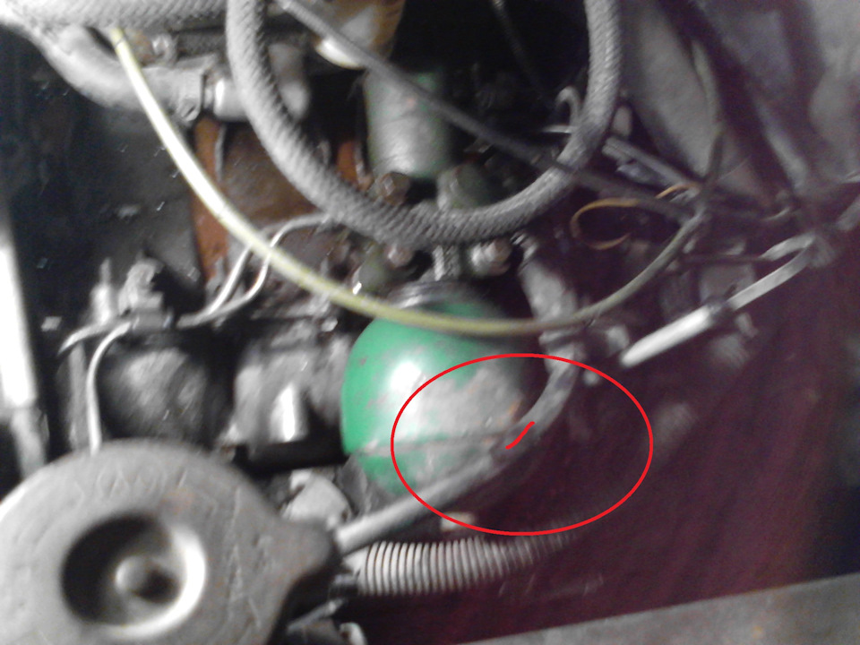 Порвался шланг обратки — Citroen BX, 1,4 л, 1985 года | поломка | DRIVE2