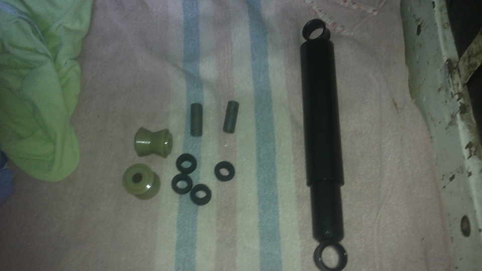 Замена задних амортизаторов и резинок на реактивных тягах — LADA 2101 ...