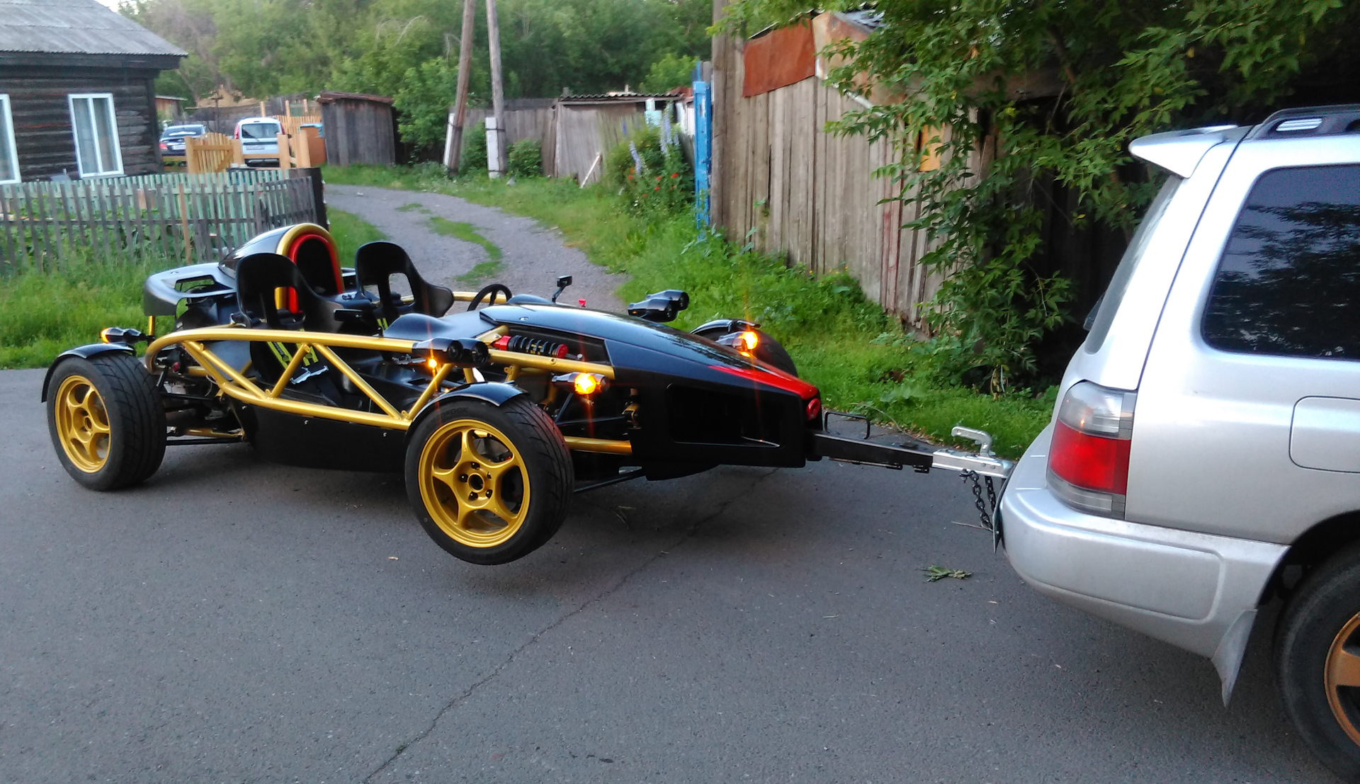 Ariel Atom реплика