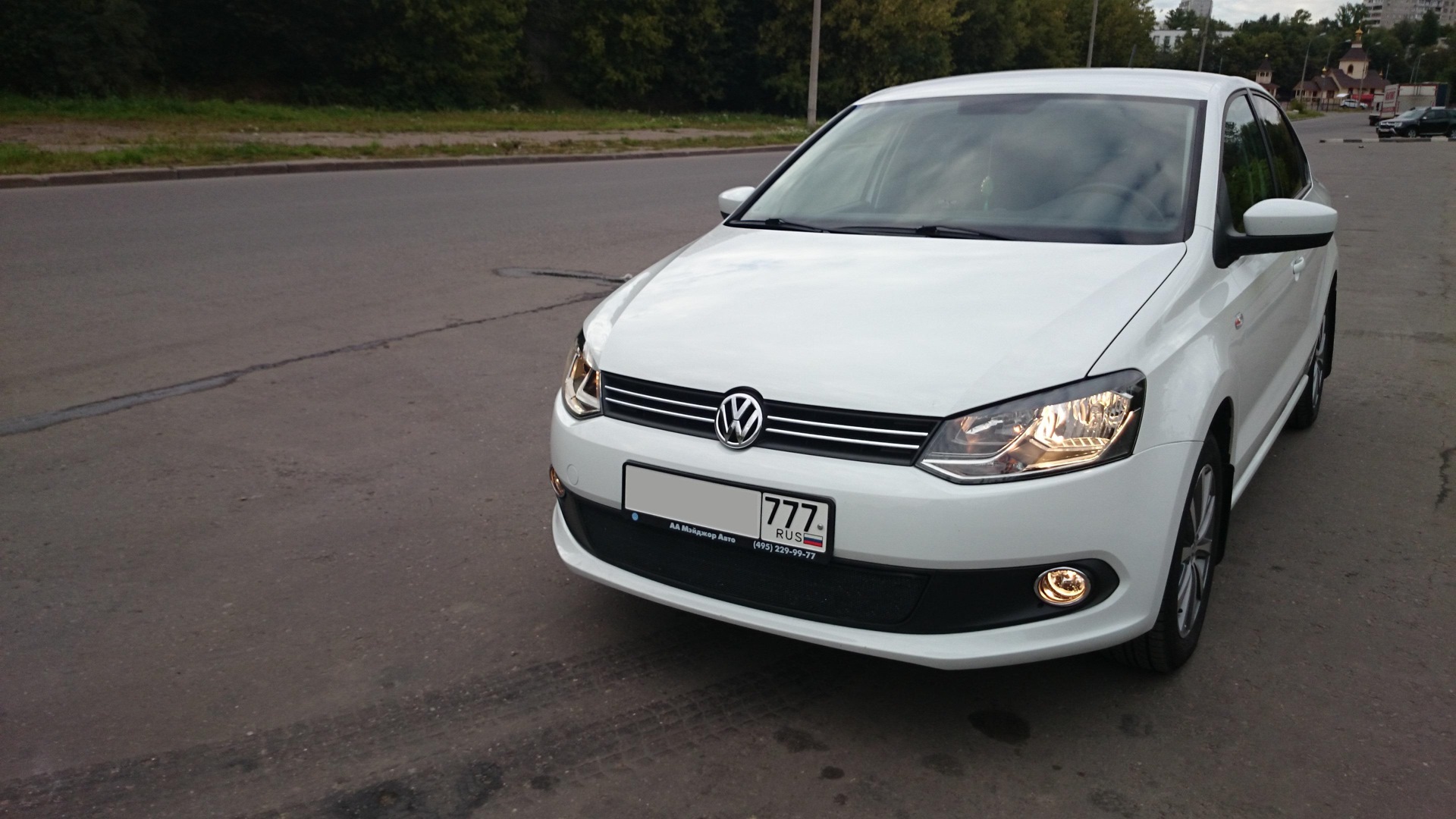 Volkswagen Polo Sedan 1.6 бензиновый 2015 | Sander на DRIVE2