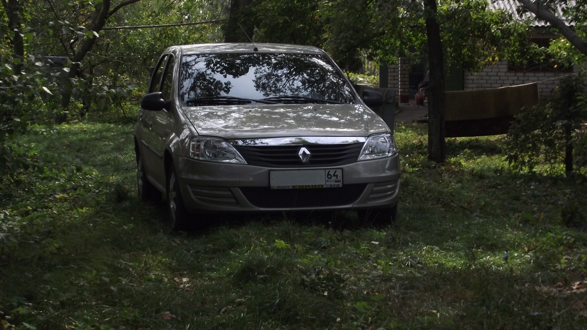 Renault Logan (1G) 1.6 бензиновый 2011 | KNM, 1,6, SQ Music на DRIVE2