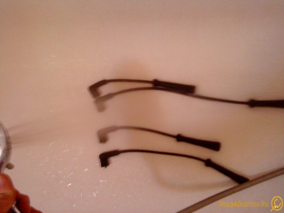 Renault logan 1. высоковольтные провода рено логан 1. свечные провода на рено логан 1. 4.