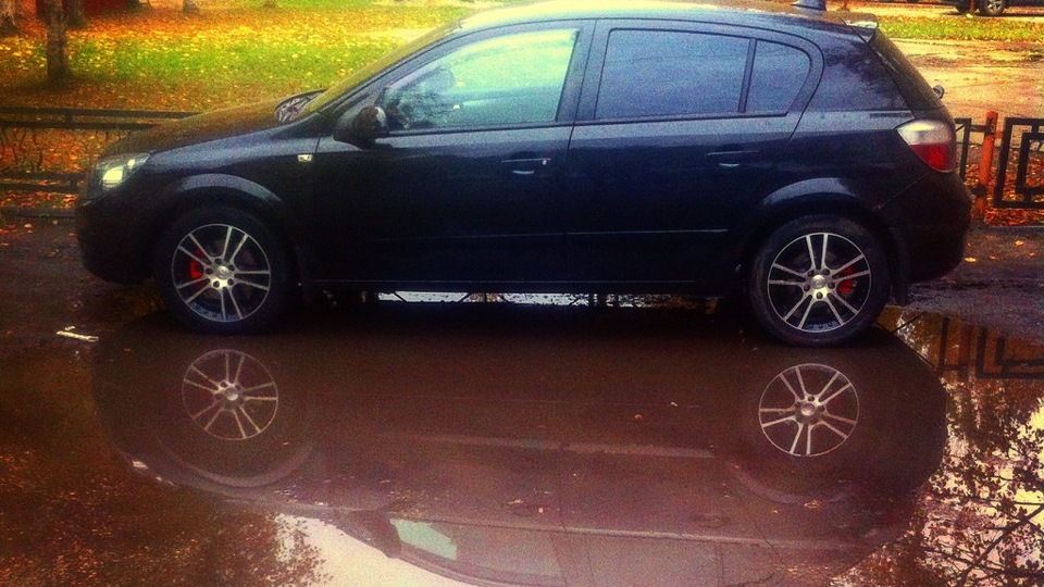 Opel Astra Black Bullet