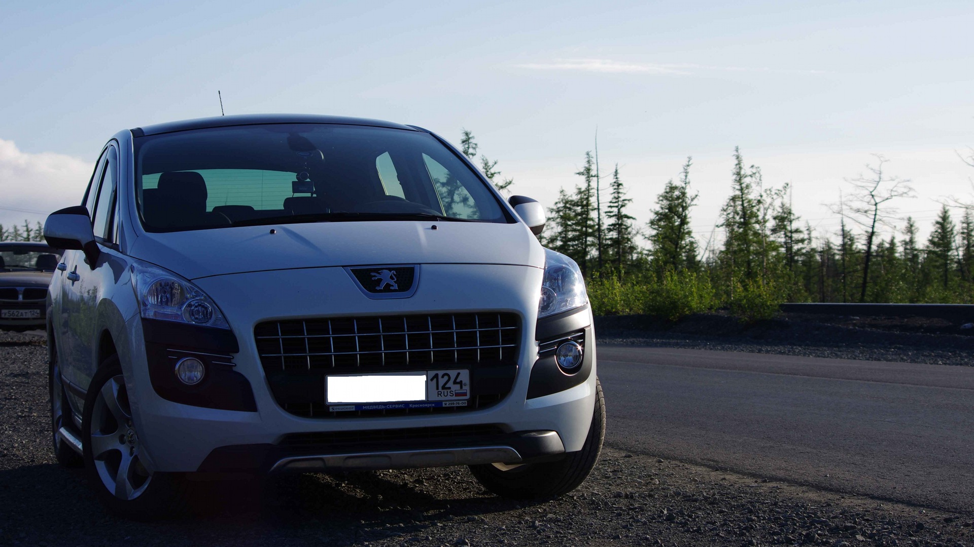 Peugeot 3008 225/55 17. Peugeot 3008 белый. Пежо 3008 2012 отзывы. Пежо 3008 2012 турбо. Peugeot 3008 белый.