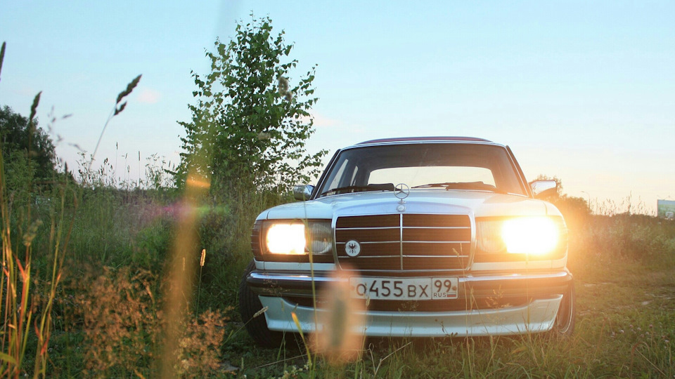 Mercedes-Benz W123 просто "Белая"