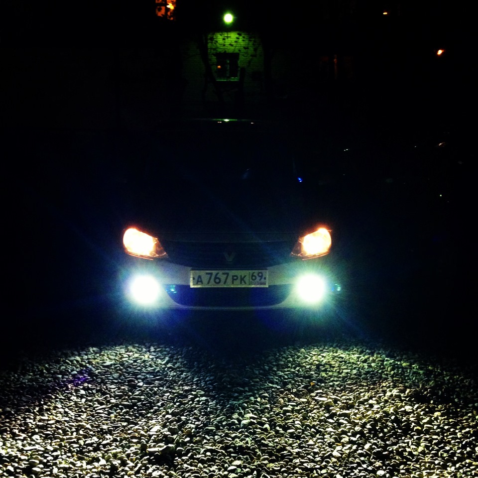 Фото в бортжурнале Renault Logan (1G)